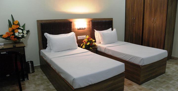 โณรแรมเซาเทิร์น เรซิเดนซี Hotel Kelambakkam ภายนอก รูปภาพ